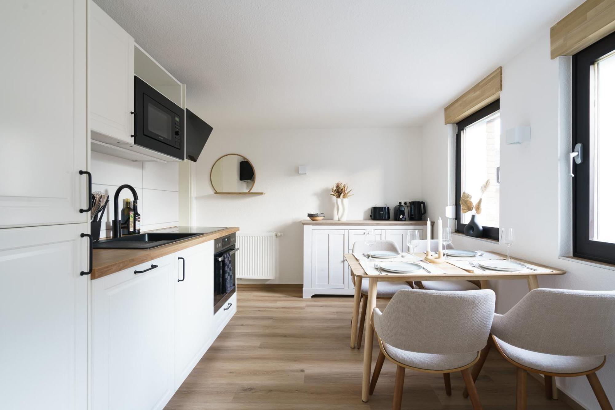 Ahorn, Wunderschoene, Neue Wohnungen, Ideal Fuer Ausfluege Ins Phantasialand, Staedte Koeln, Bruehl Und Bonn Oder Eifel Apartment