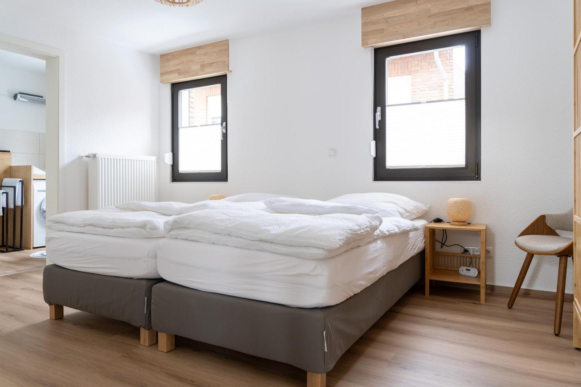 Ahorn, Wunderschoene, Neue Wohnungen, Ideal Fuer Ausfluege Ins Phantasialand, Staedte Koeln, Bruehl Und Bonn Oder Eifel Apartment *