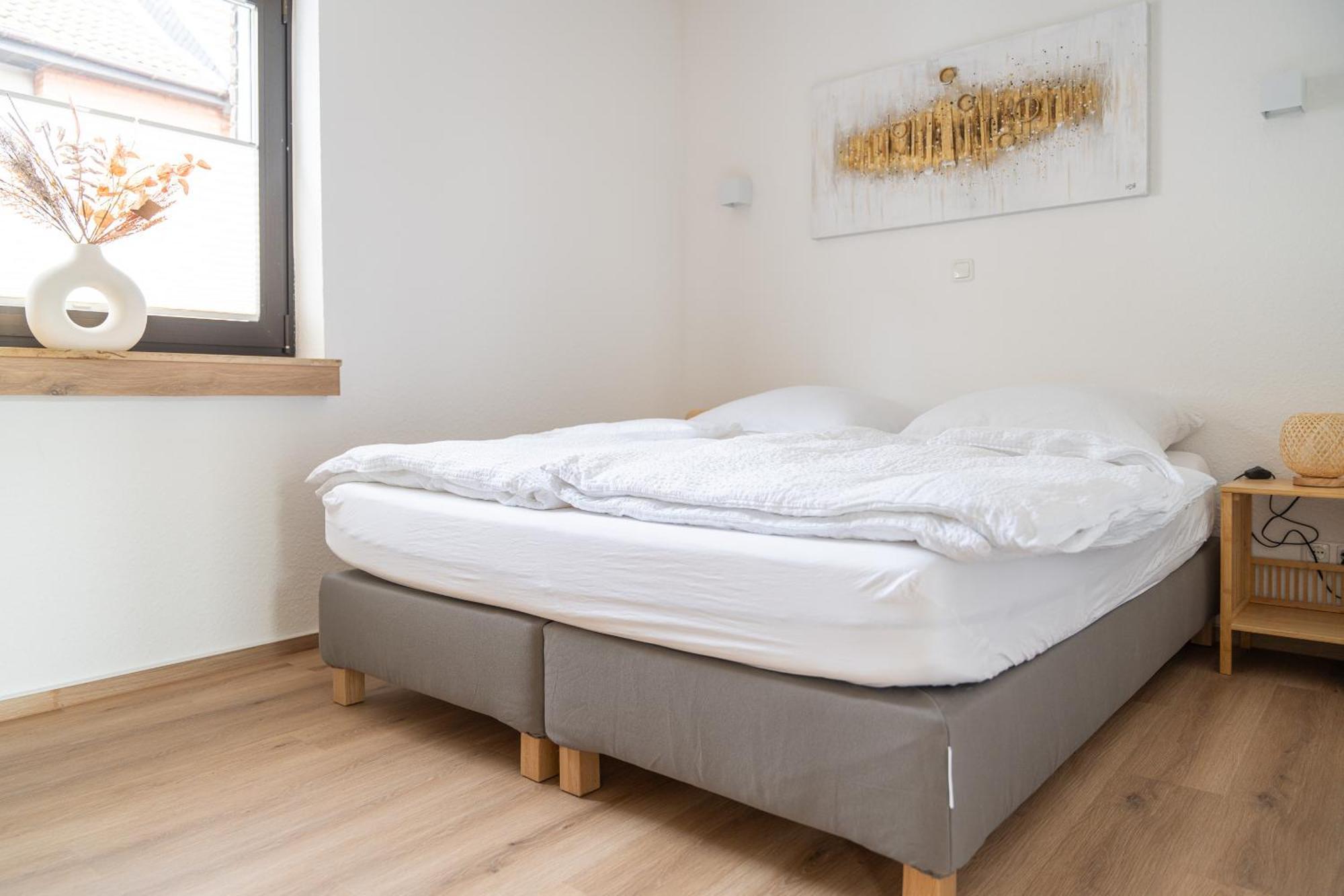 Apartment Ahorn, Wunderschoene, Neue Wohnungen, Ideal Fuer Ausfluege Ins Phantasialand, Staedte Koeln, Bruehl Und Bonn Oder Eifel